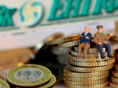 
                    Изменен порог достаточности для снятия пенсионных накоплений
                