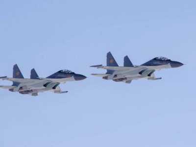 
                    Истребителями СУ-30СМ пополнился авиационный парк ВВС Казахстана
                