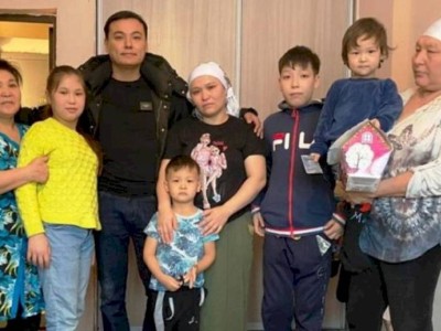 
                    Алматинские бизнесмены помогают жителям города
                