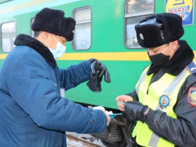 
                    На усиленный вариант несения службы переведена транспортная полиция
                