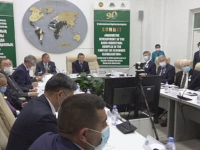 
                    Агротехнический саммит проходит в Алматы
                
