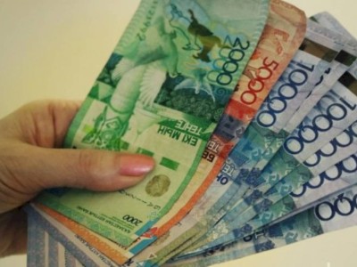 
                    Более 400 учеников из малообеспеченных семей недополучали соцвыплаты
                