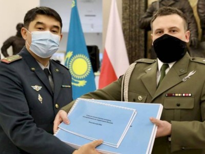 
                    В Польше обнаружили могилы воинов-казахстанцев
                