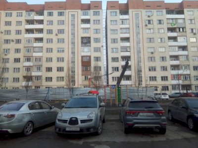 
                    Алматинские многоэтажки после крена укрепят без выселения жильцов
                