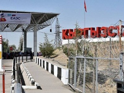 
                    Кыргызстан открыл границу для граждан Казахстана
                
