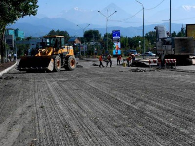 
                    На окраинах Алматы появятся 111 км новых дорог
                