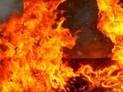
                    Пять человек пострадали при пожаре в многоэтажке Каскелена
                
