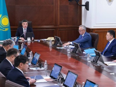 
                    Госдолг Казахстана остается в пределах установленного лимита
                