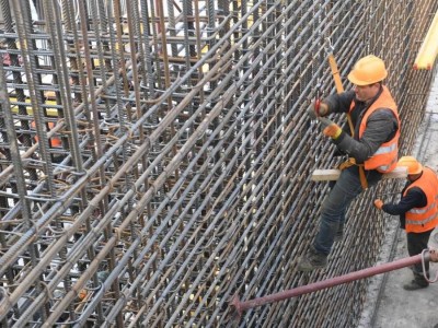 
                    В Казахстане увеличены объемы переработки, строительства и добычи
                