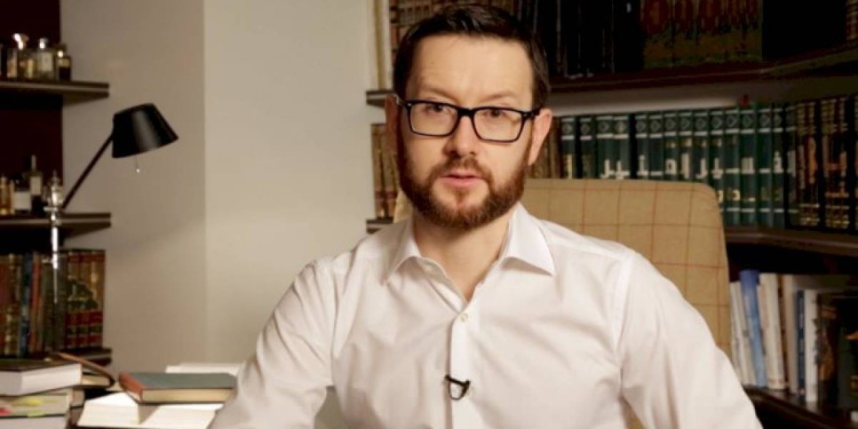 
                    Исламский ученый обвинил противников вакцинации в игнорировании норм Корана
                