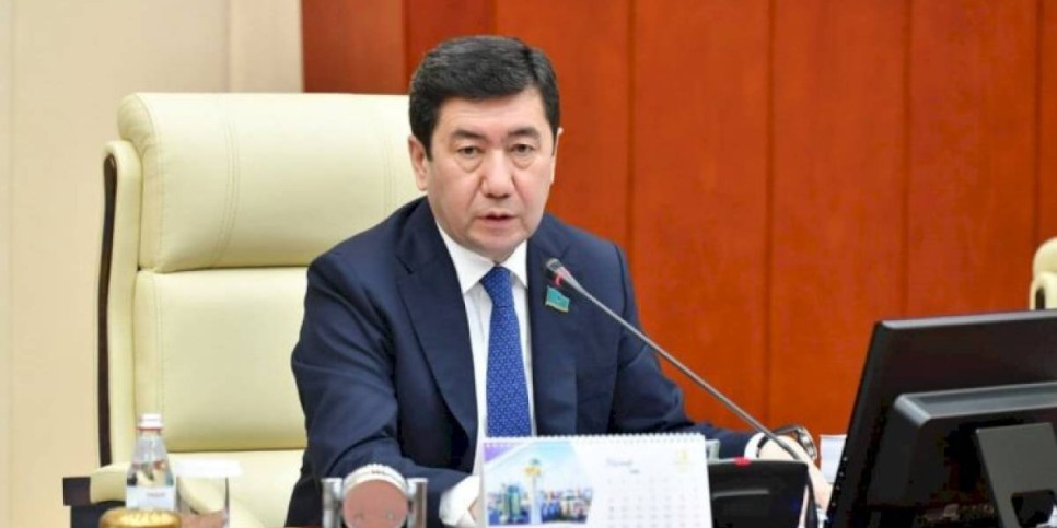 
                    Ерлан Кошанов: Мы с честью провели референдум
                