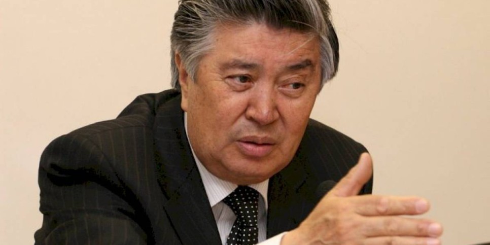 
                    Нурлан Оразалин принял участие в референдуме
                
