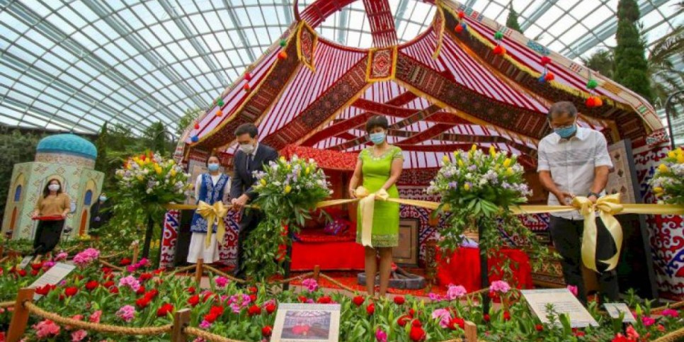 
                    В Сингапуре к 30-летию Независимости РК открылась выставка Tulipmania 2021
                