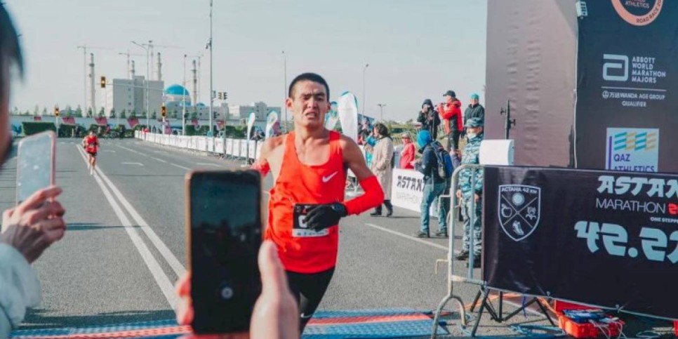 
                    Легкоатлет из Саркандского района стал 5-кратным чемпионом Азии
                
