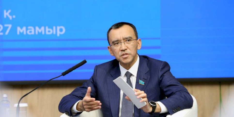 
                    Время новых лидеров: активная алматинская молодежь поддерживает реформы
                