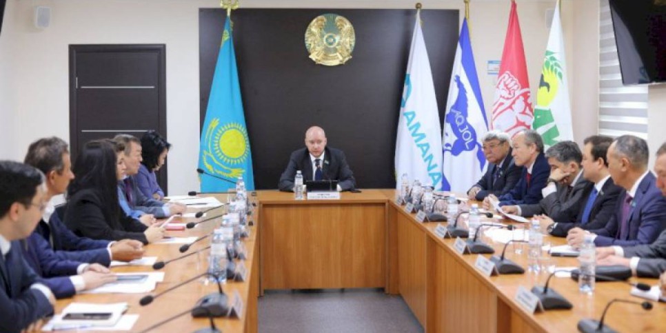 
                    Депутаты Маслихата Алматы поддержали референдум по изменению Конституции
                