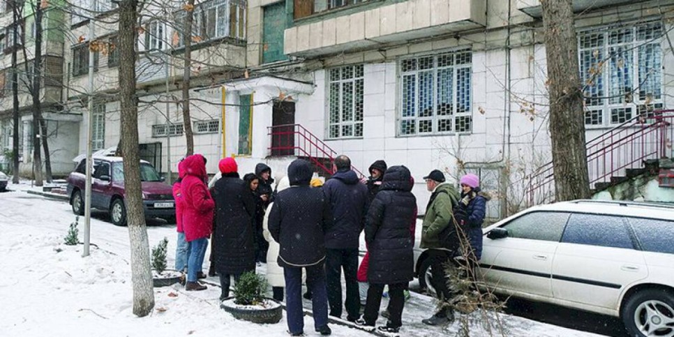 
                    Дежурный по городу. Со всех сторон ОСИ
                
