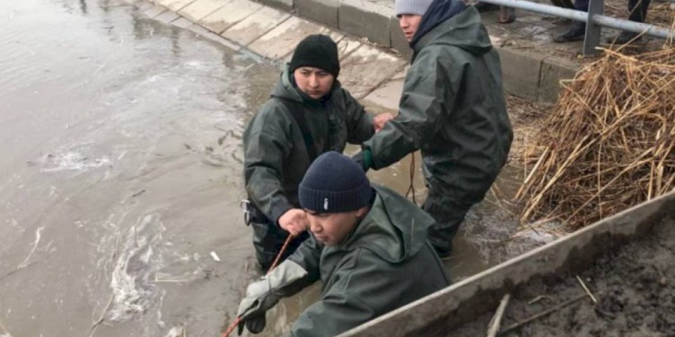 
                    Оперативные меры против паводков приняты в трех областях Казахстана
                