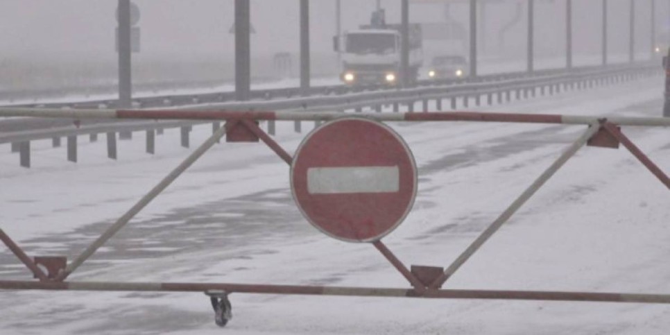 
                    В четырех областях Казахстана из-за непогоды закрыты дороги
                