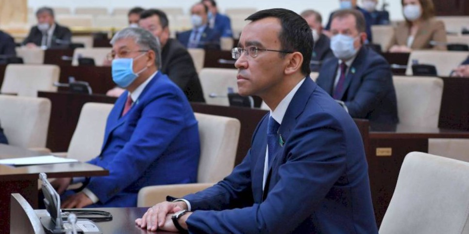 
                    Маулен Ашимбаев избран председателем Сената Парламента
                