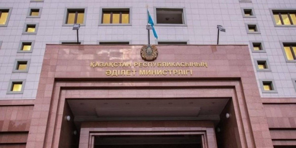 
                    Как правильно подать обращение в eOtinish через мобильное приложение eGov Mobile
                