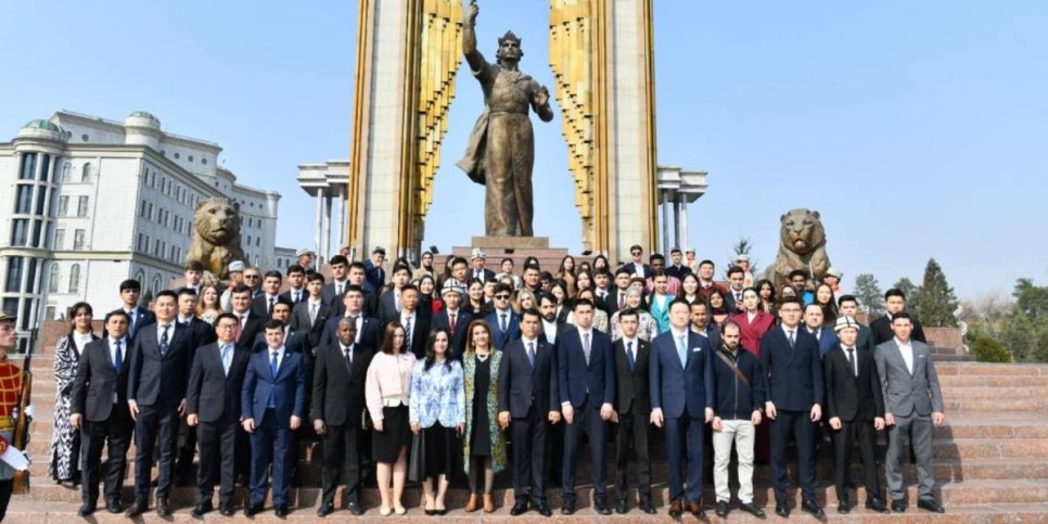 
                    Казахстан принимает участие во Всемирном молодежном фестивале Navruz Youth World Festival
                