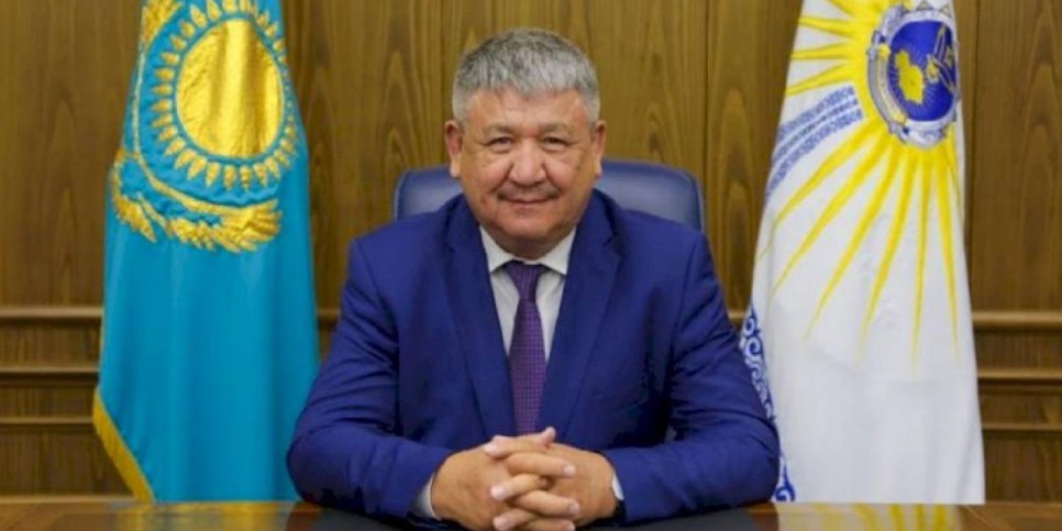 
                    Освобожден от должности член Счетного комитета Адылгазы Бергенев
                