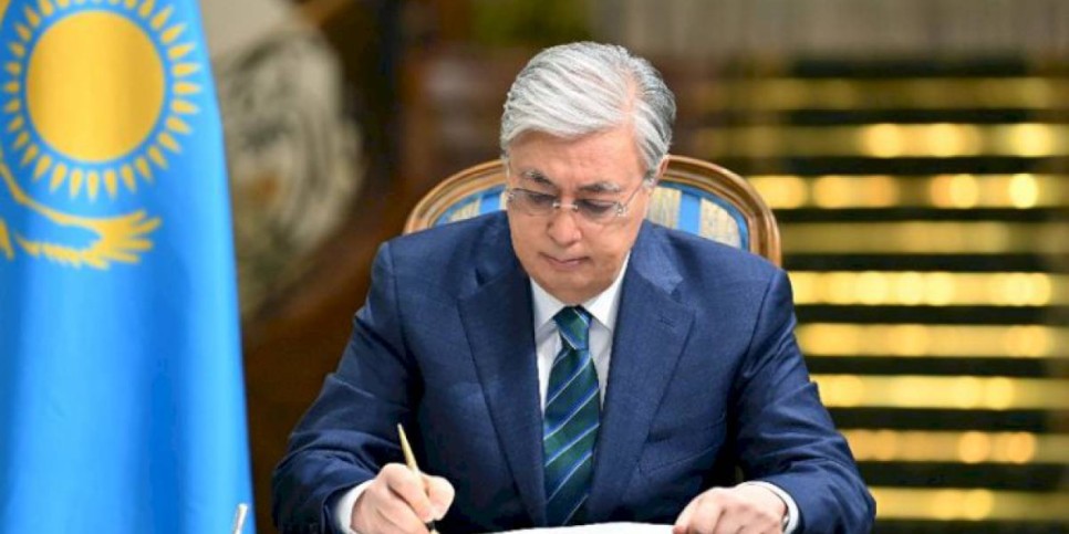 
                    Касым-Жомарт Токаев подписал поправки в важные законы
                
