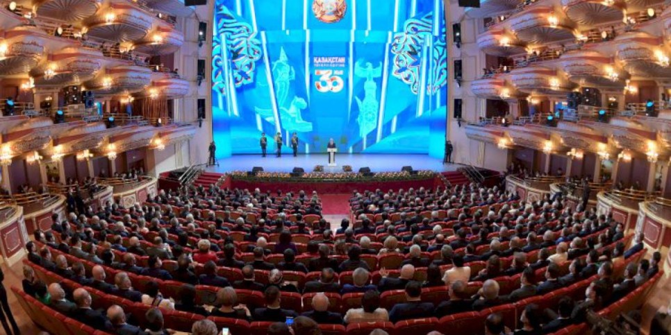 
                    Президент Касым-Жомарт Токаев поздравил казахстанцев с 30-летием Независимости страны
                
