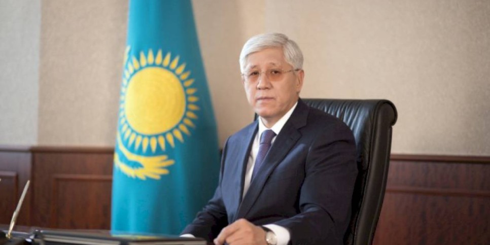 
                    Президент Казахстана поблагодарил Амандыка Баталова
                