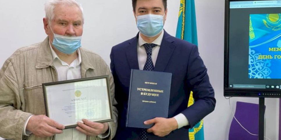
                    Лучших государственных служащих наградили в Алматы
                
