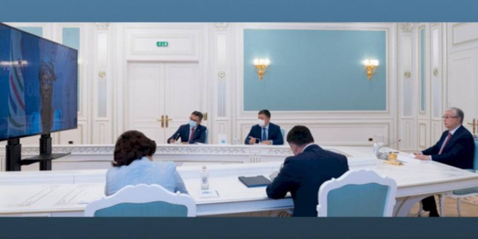 
                    Касым-Жомарт Токаев провел встречу с Гендиректором ВТО Нгози Оконджо-Ивеалой
                