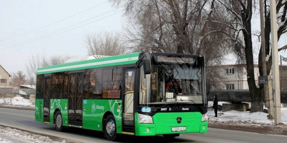 
                    В Алматы изменилась схема движения автобусного маршрута
                
