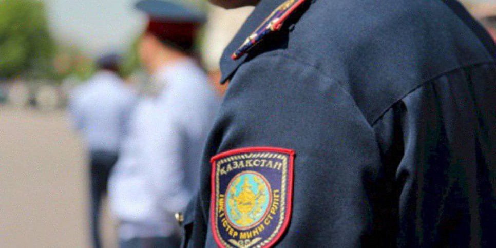 
                    Полиция не рассылала сообщения о контроле за детьми из-за наплыва мигрантов
                