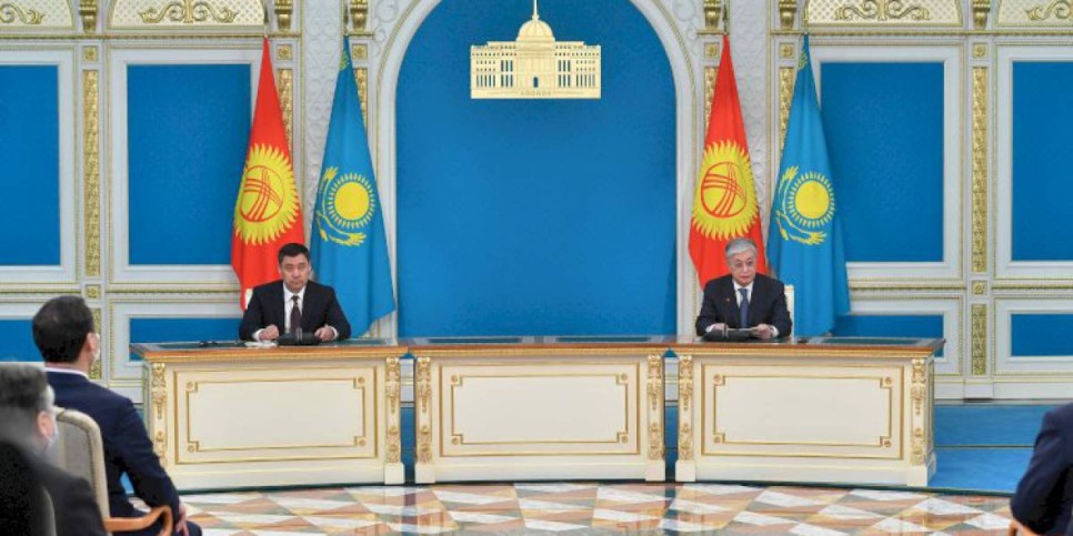 
                    Совместный брифинг для представителей СМИ провели Президенты Казахстана и Кыргызстана
                