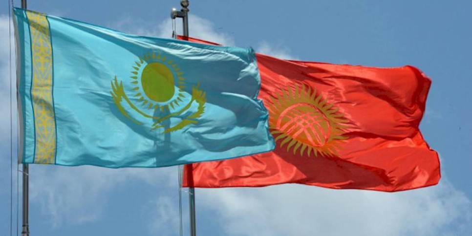 
                    Президент Кыргызстана прибыл в Нур-Султан с государственным визитом
                
