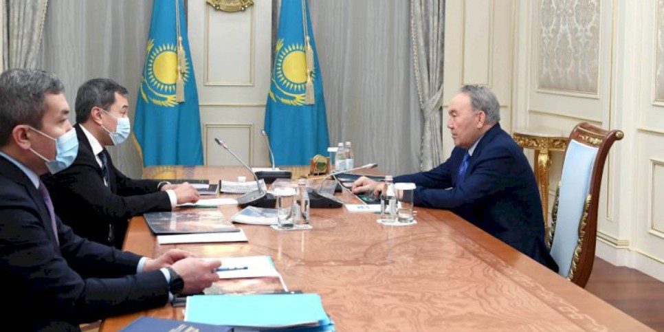 
                    Нурсултан Назарбаев принял Акана Сатаева
                