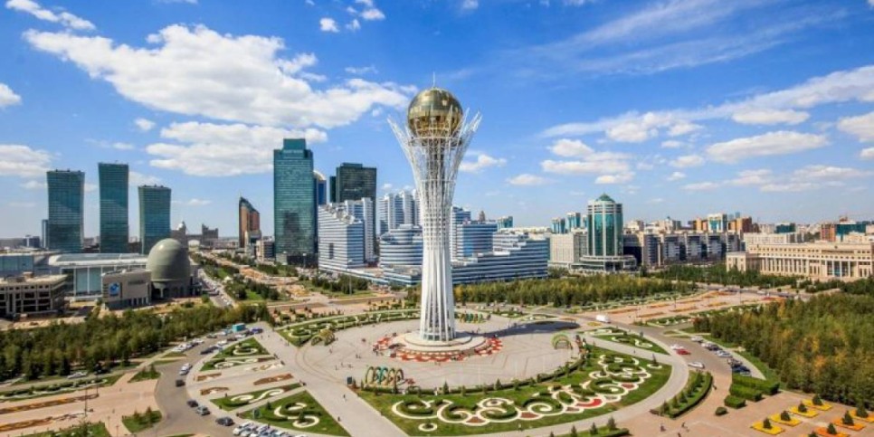 
                    Казахстан вошел в топ-3 популярных стран для отдыха у россиян
                