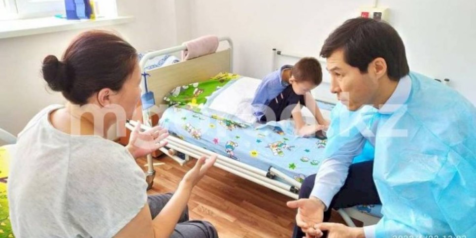 
                    Мальчику с ампутированными руками из ЗКО подарят квартиру
                