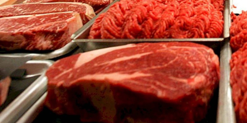 
                    Медики рассказали, как летом правильно  выбирать и хранить мясо
                