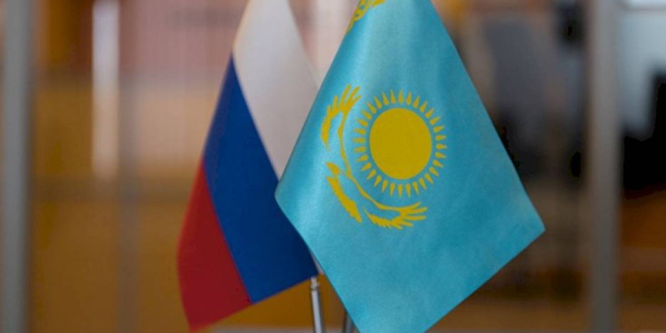 
                    Генконсульство России в Алматы предупредило о бесполезных посредниках
                