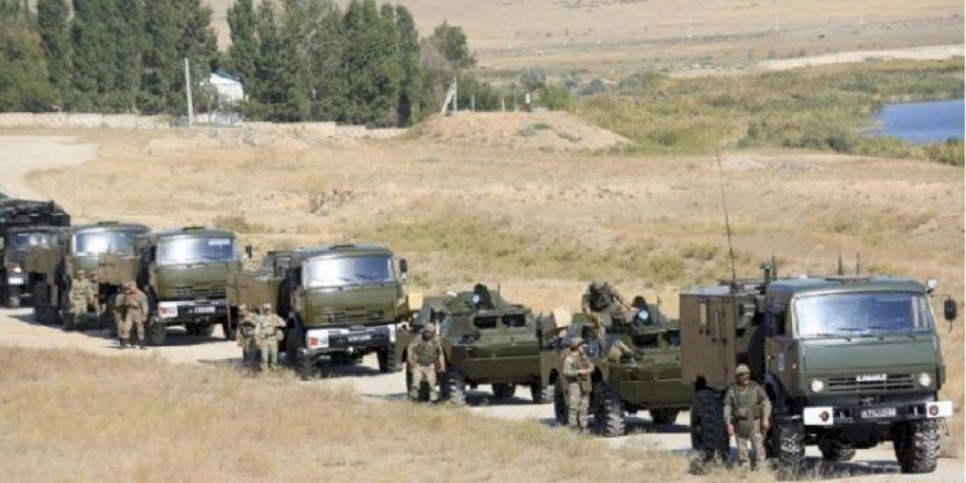 
                    В Минобороны рассказали, откуда военная техника в Алматы
                