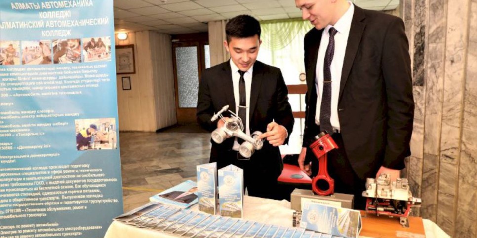 
                    В поисках себя: чемпионат JasSkills. Auezov-2022 проходит в Алматы
                