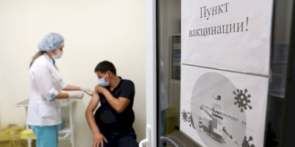 
                    Просто и доступно: в Минздраве ответили на часто задаваемые вопросы о вакцинации Pfizer
                