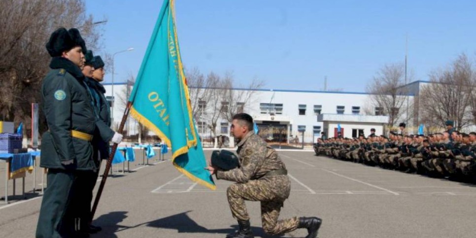 
                    В Казахстане более 6 тыс. солдат-срочников уволят в запас
                