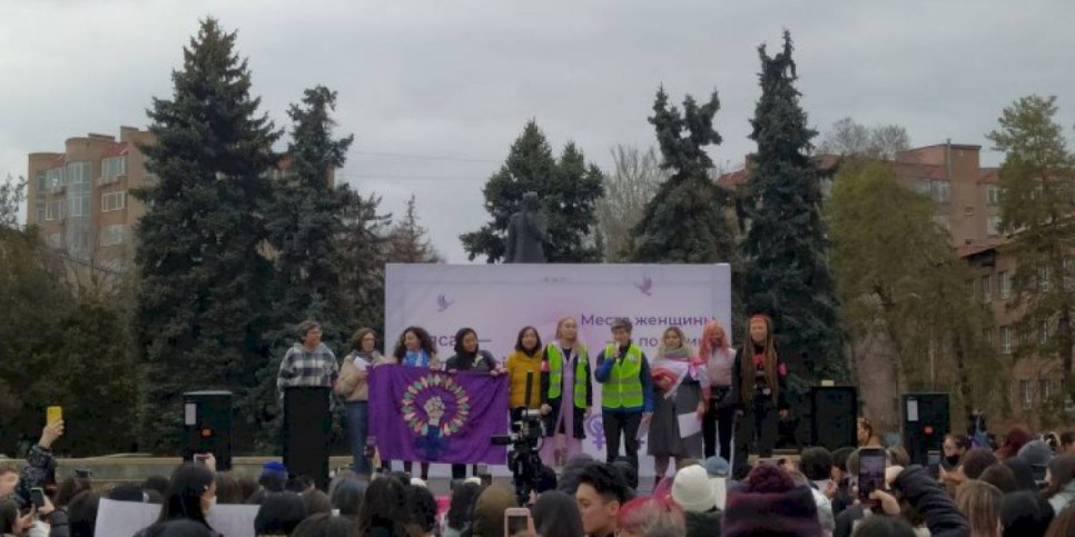 
                    В Алматы проходит митинг за права женщин
                