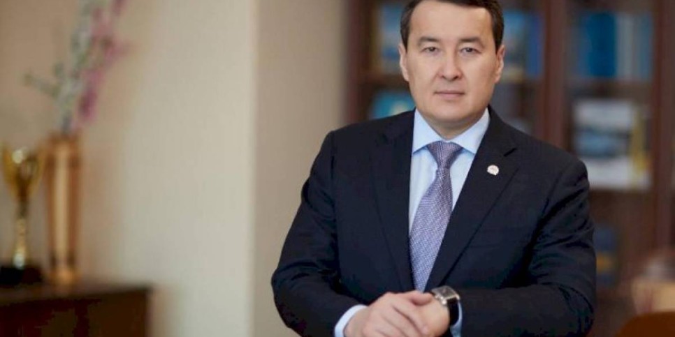 
                    Алихан Смаилов поздравил представительниц прекрасной половины человечества с 8 Марта
                