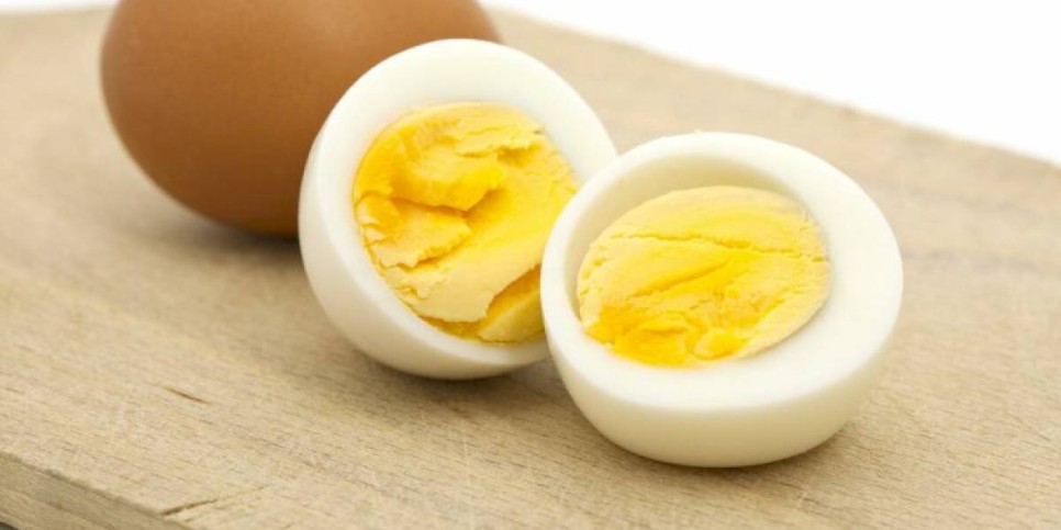 
                    Диетологи назвали продукты, помогающие в борьбе с депрессией
                