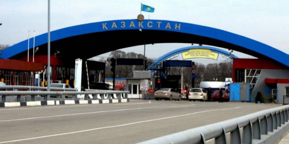 
                    Вводится новый порядок въезда казахстанцев в Россию
                