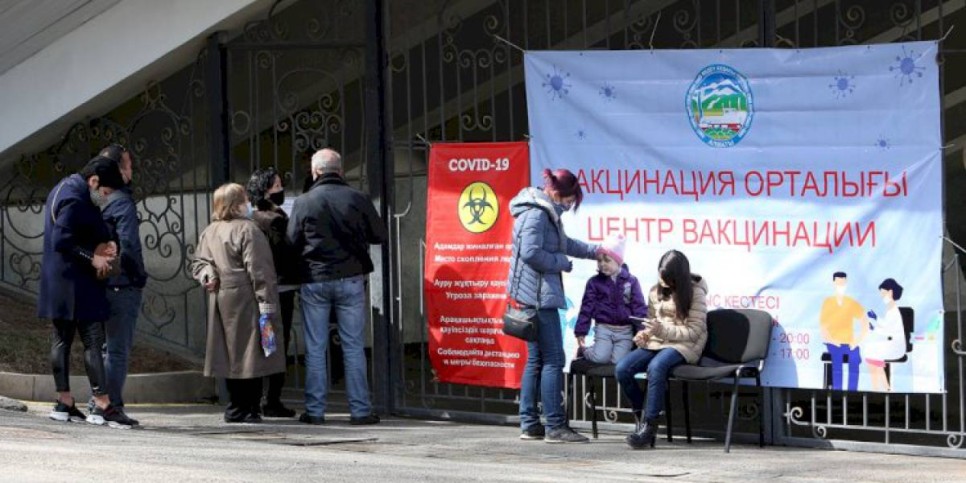 
                    Почти 1,9 млн человек привились от коронавируса в Казахстане
                